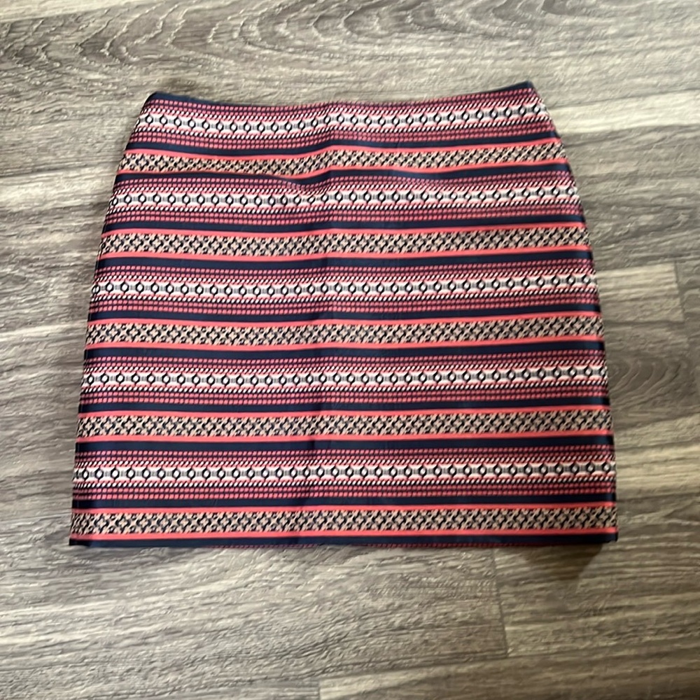 LOFT Patterned Pencil Skirt NWT